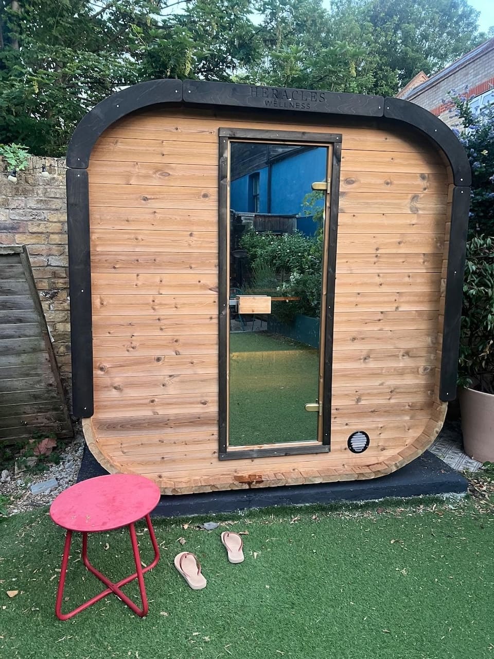 Camilla Mini Traditional Outdoor Sauna 2 Person - Heracles Wellness