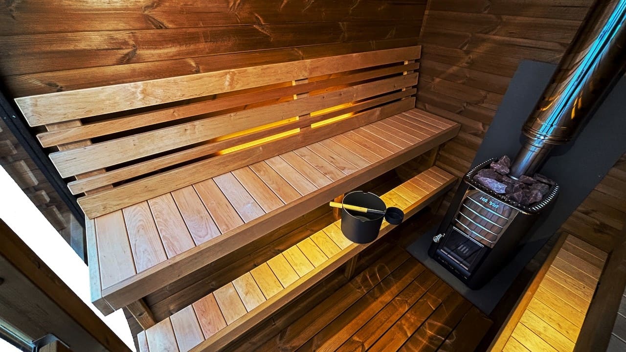 Camilla XL Traditional Outdoor Sauna 4 - 5 Person - Heracles Wellness