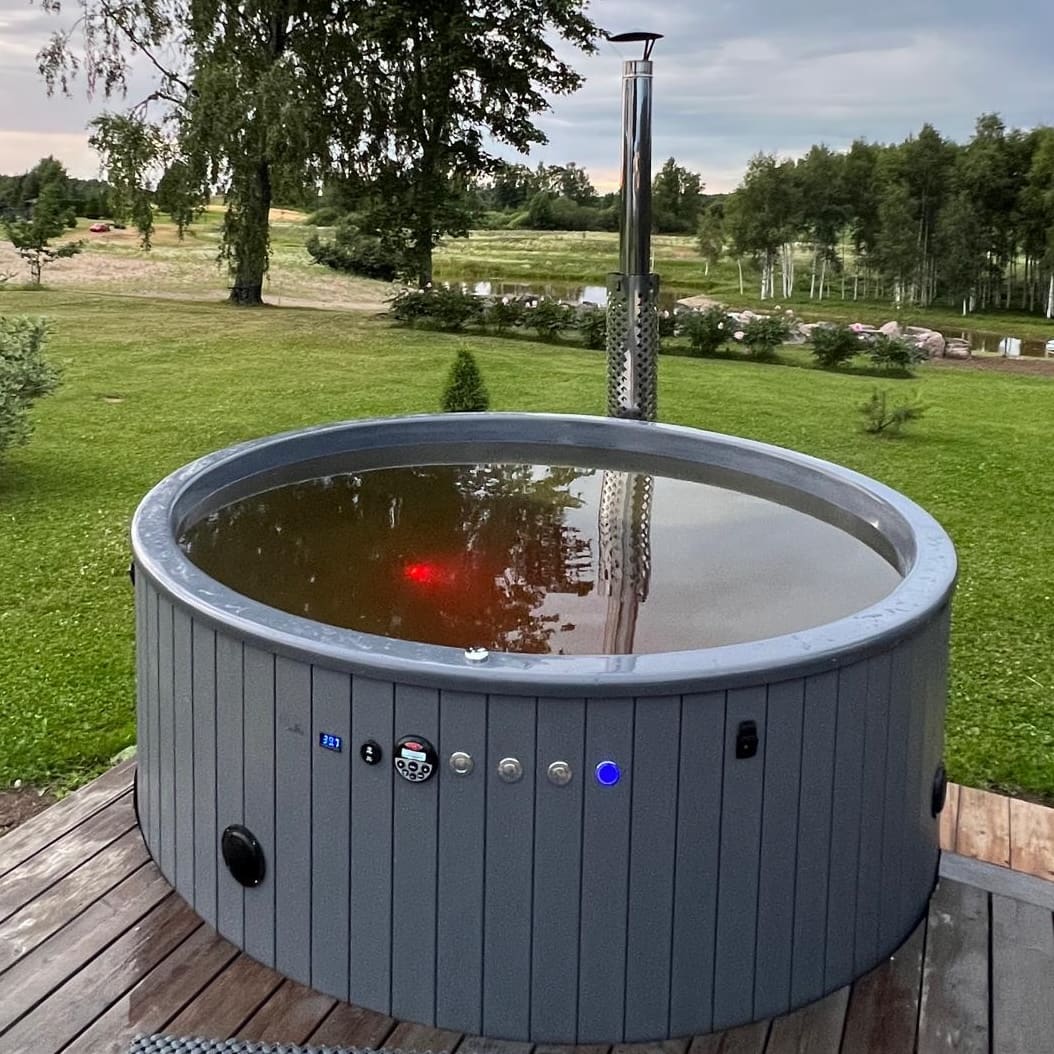 Deluxe Wood Fired 6 Person Hot Tub with Integrated Heater - Heracles Wellness