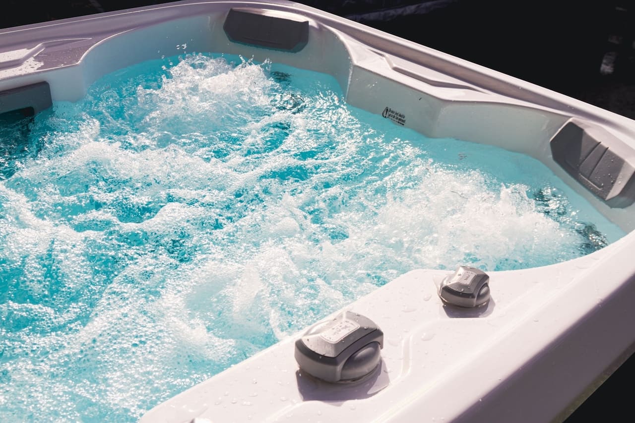 Equinox EQ130 Lite 4 Person Hot Tub 13 Amp - Heracles Wellness