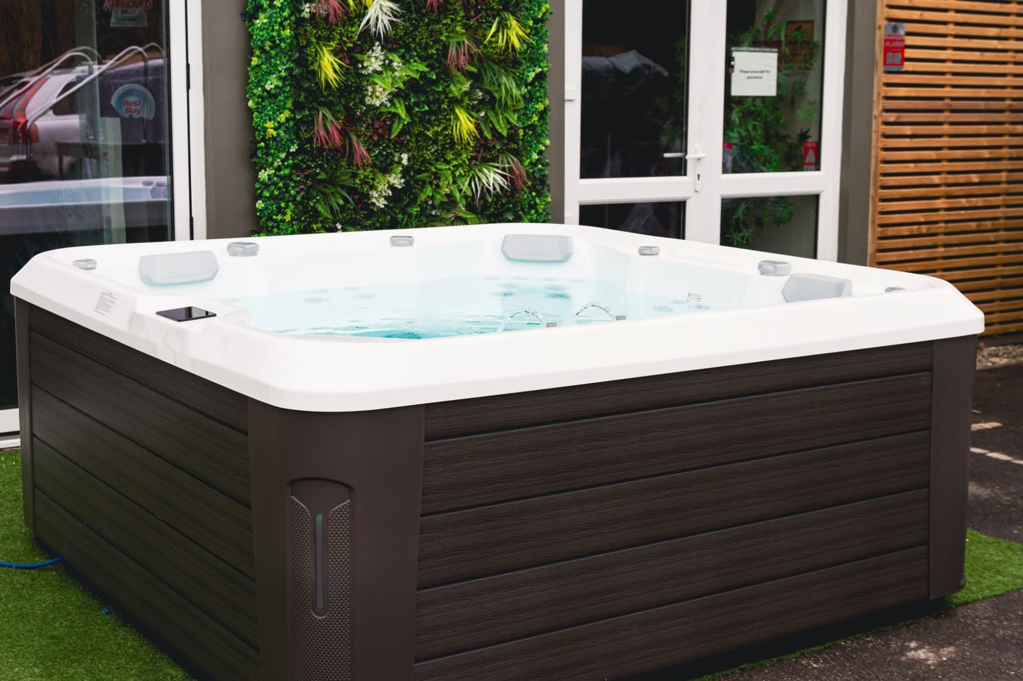Equinox EQ570 Pro 5 Person Hot Tub 32 Amp - Heracles Wellness