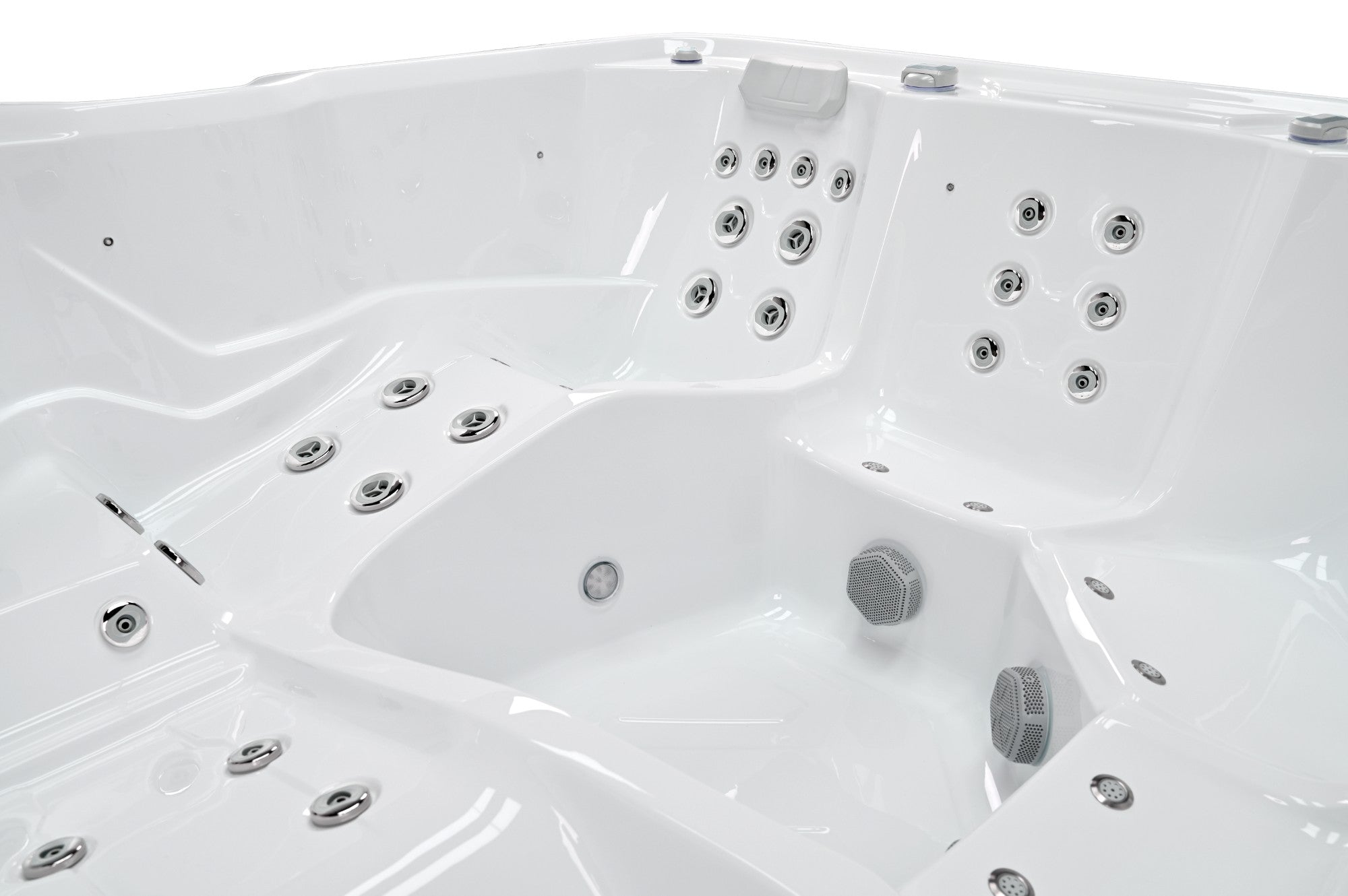 Equinox EQ770 Pro 5 Person Hot Tub 32 Amp - Heracles Wellness