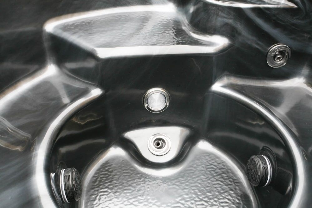 H20 1000 Series 13A Plug & Play 6 Person Hot Tub - Heracles Wellness