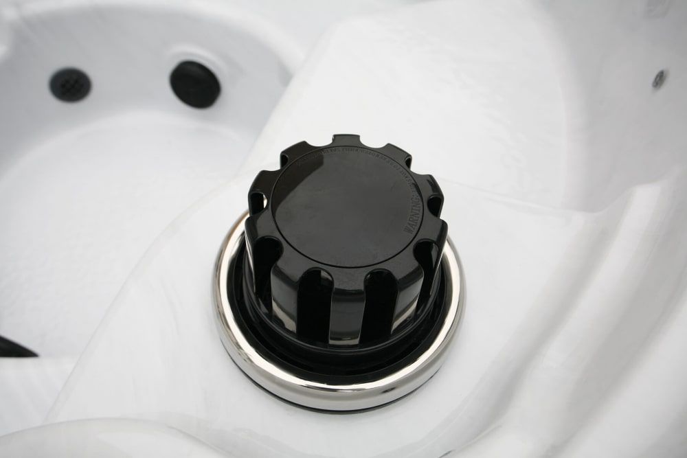 H20 1000 Series 13A Plug & Play 6 Person Hot Tub - Heracles Wellness