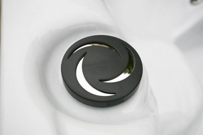 H20 Retreat Plus 13A Plug & Play 6 Person Hot Tub - Heracles Wellness
