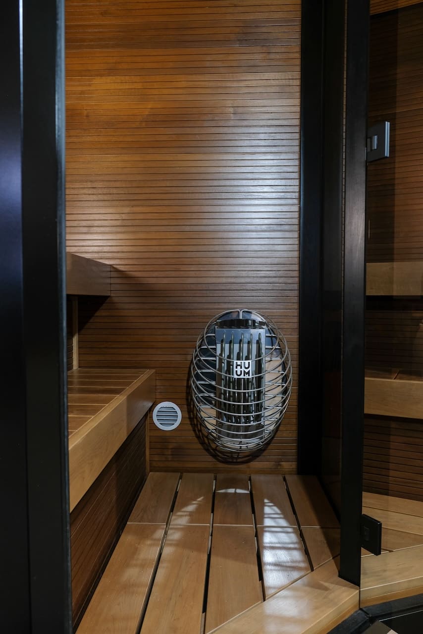 Haljas Hele Mini Outdoor Sauna 2 - 3 Seater - Heracles Wellness