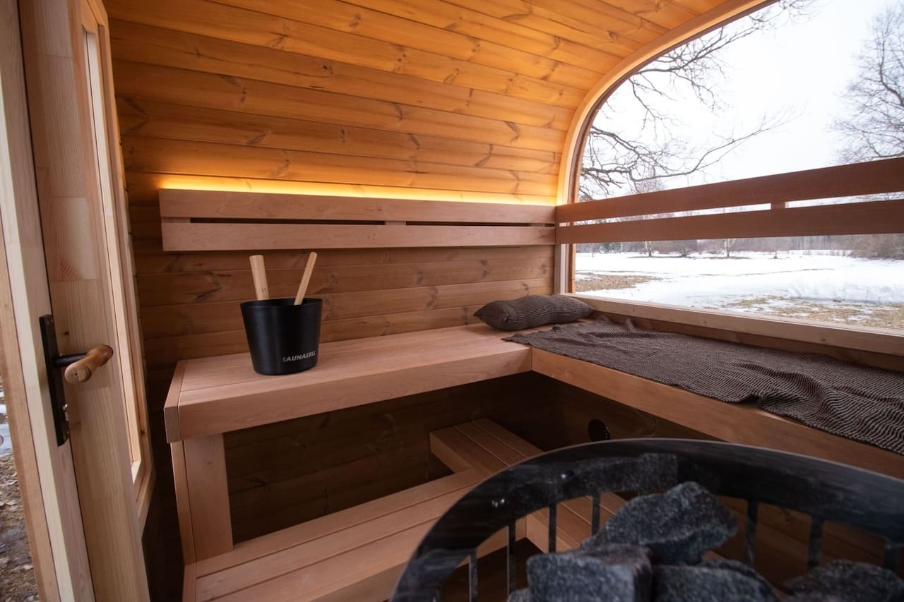 Saunasell Dice Solo 5 Person Outdoor Sauna - Heracles Wellness
