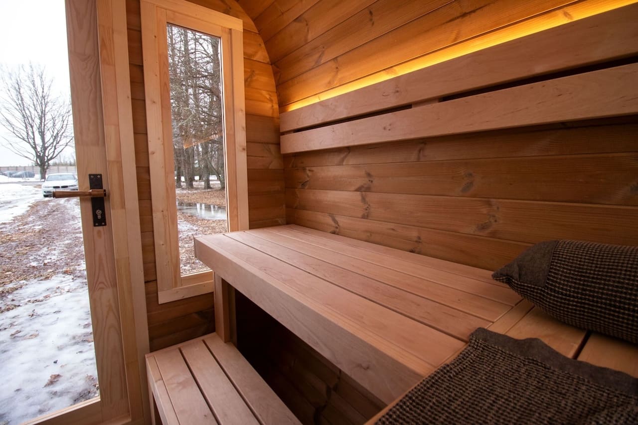 Saunasell Dice Solo 5 Person Outdoor Sauna - Heracles Wellness