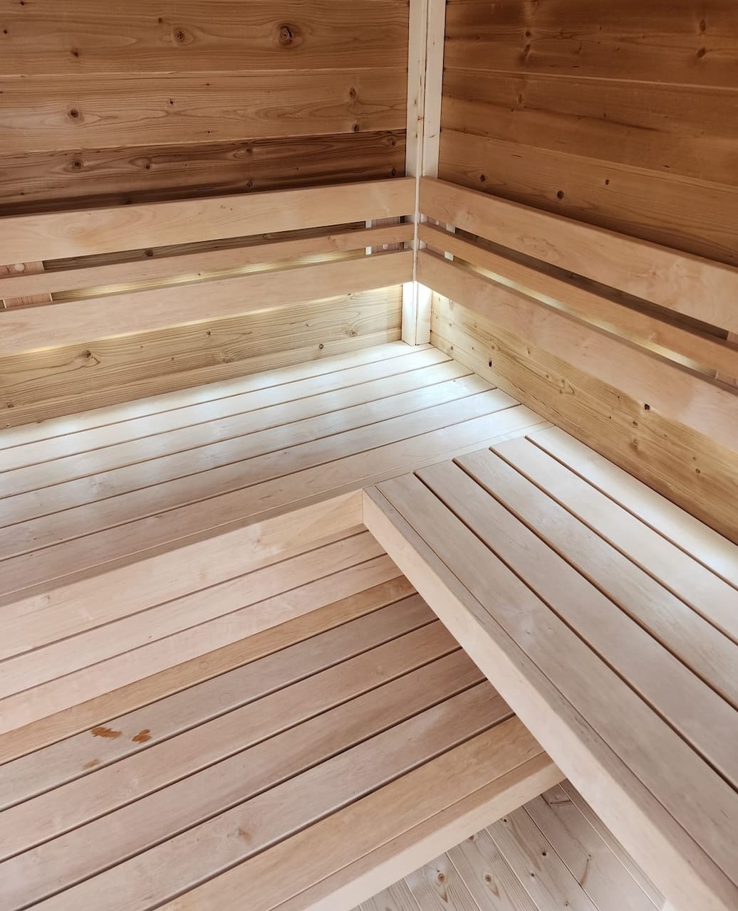 Saunasell Patio S 4 Person Outdoor Sauna - Heracles Wellness