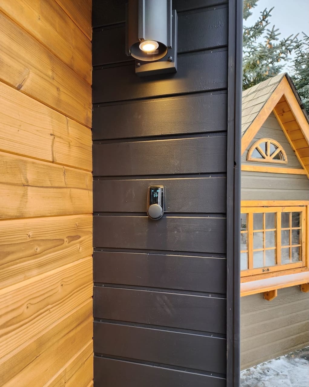 Saunasell Patio S 4 Person Outdoor Sauna - Heracles Wellness