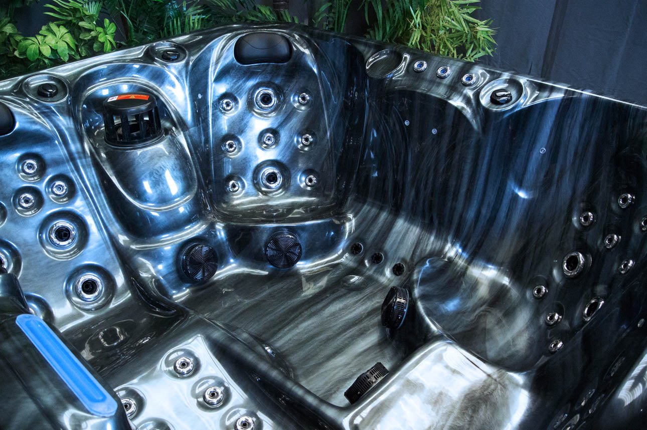 Orca Leisure Starboro X 5 Person Hot Tub jets 2