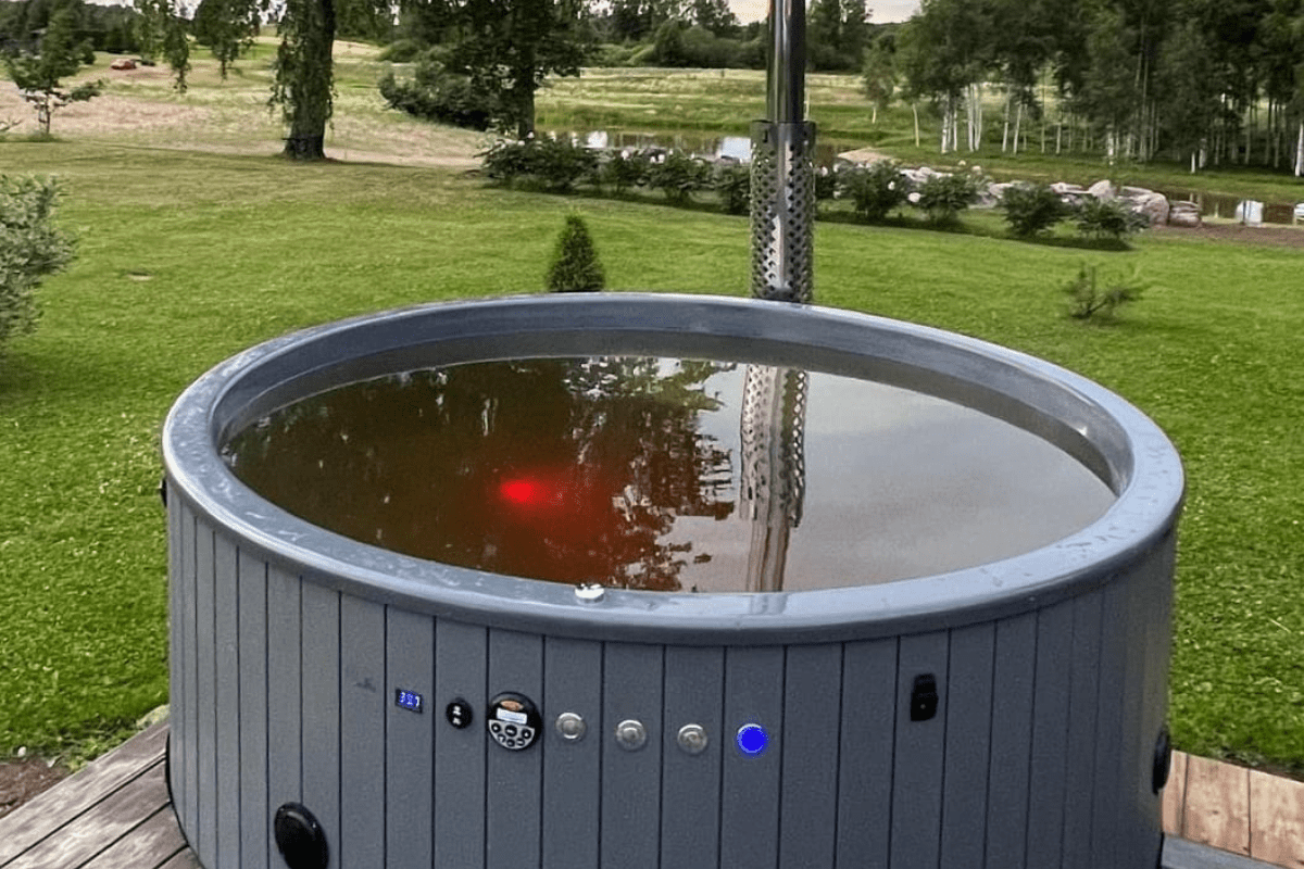 How Much Chlorine to Add to Your Hot Tub for Safe Soaking - Heracles Wellness