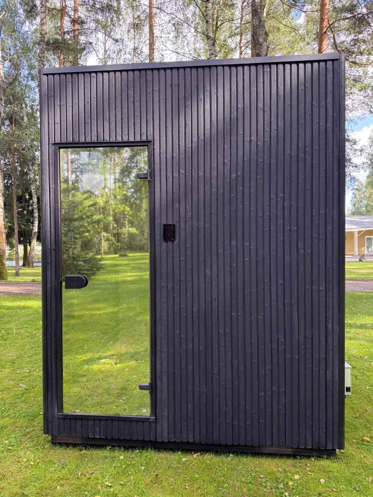 Celsium Jonas Classic 4 Person Outdoor Sauna - Heracles Wellness