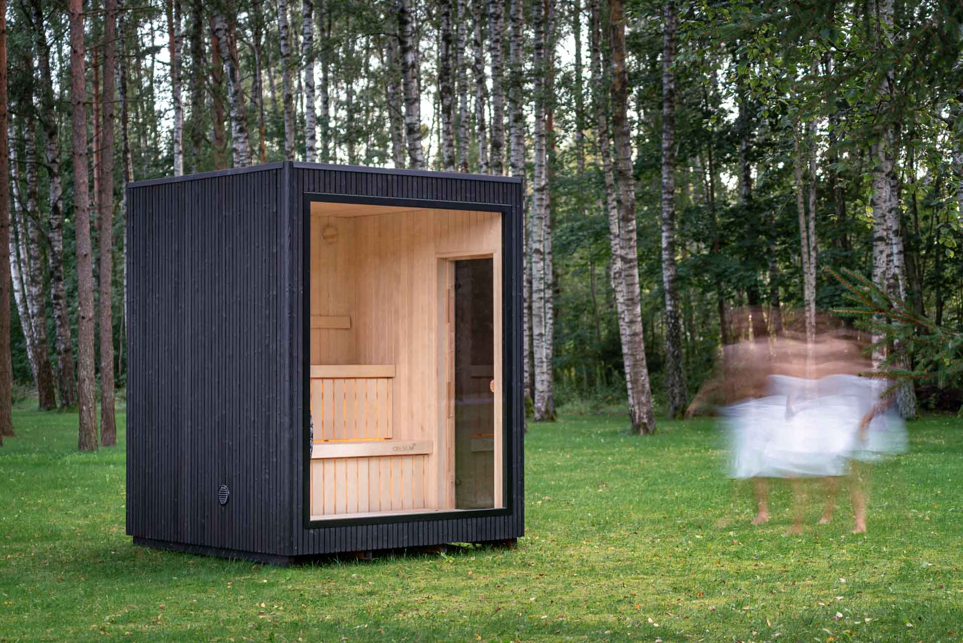 Celsium Jonas Classic 4 Person Outdoor Sauna - Heracles Wellness