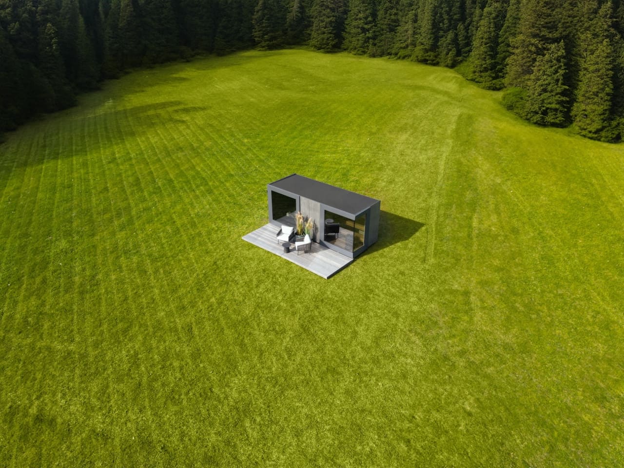 Genevas St Moritz 5 Person Outdoor Sauna with Shower Room - Heracles Wellness