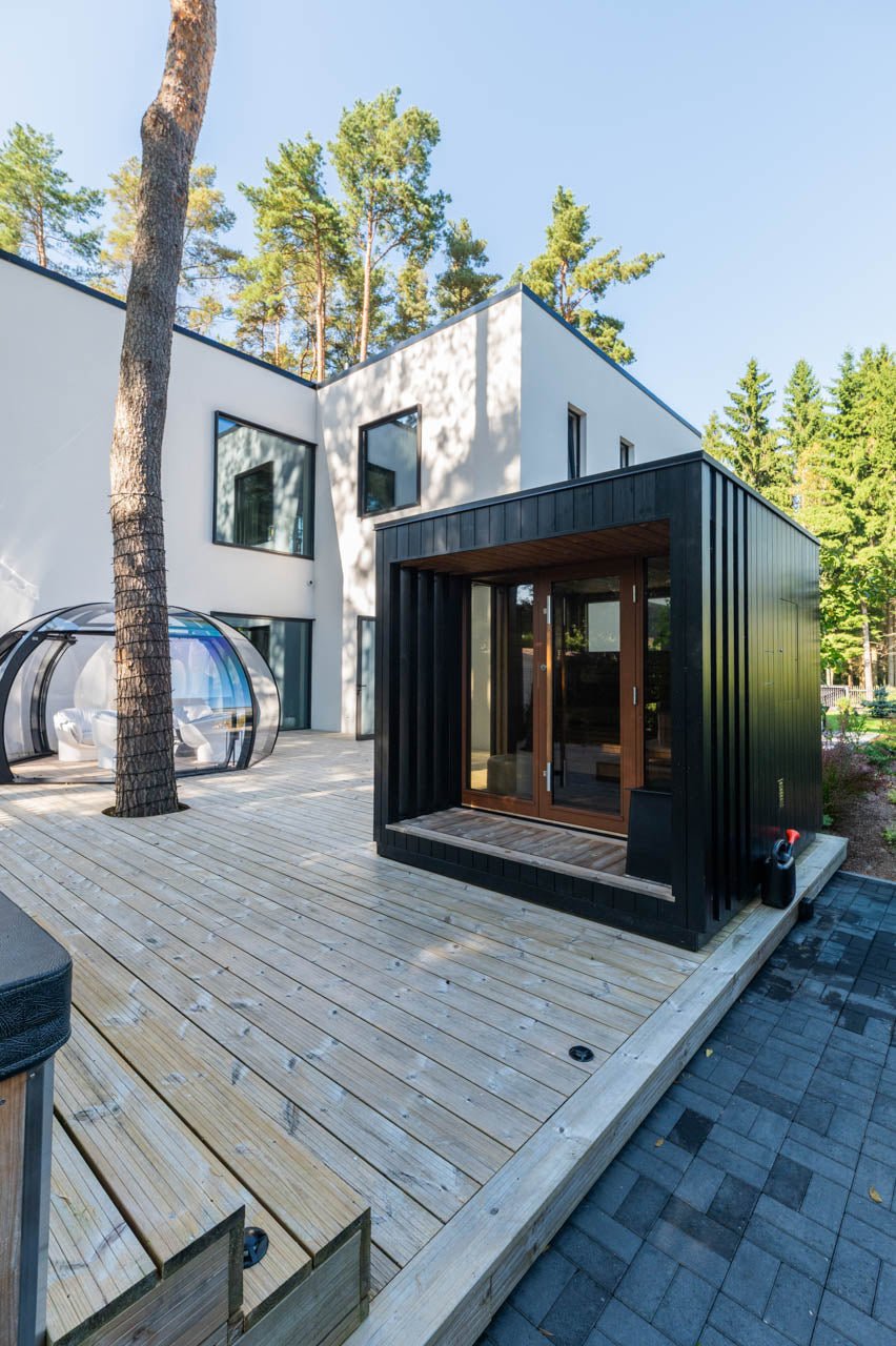 Saunum AirCube Terrace Outdoor Sauna 4 Seater - Heracles Wellness